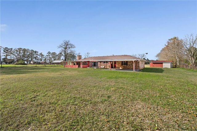 11040 Straub Road, Grand Bay, AL 36541