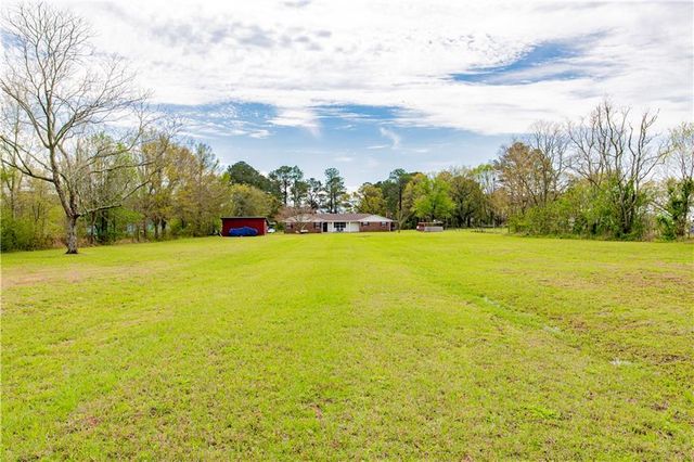 11040 Straub Road, Grand Bay, AL 36541