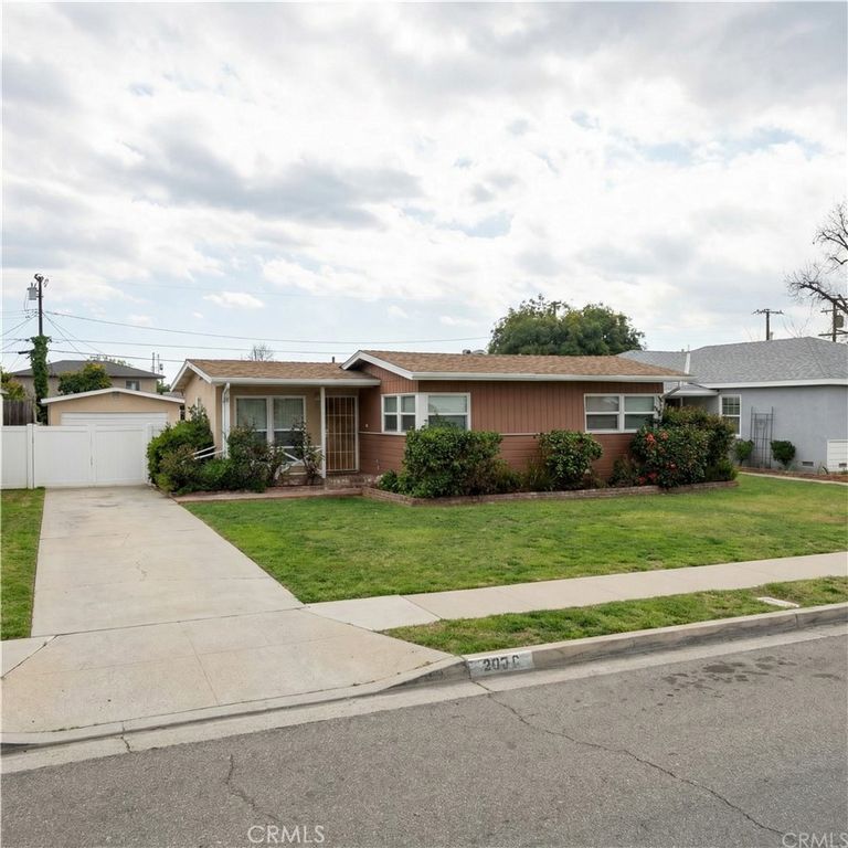 138 Locust, Brea, CA 92821
