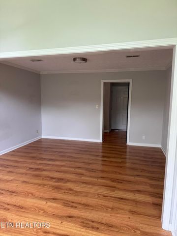 119 Newberry Circle, Oak Ridge, TN 37830