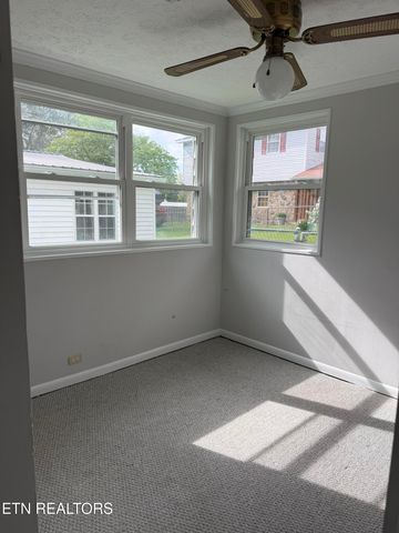119 Newberry Circle, Oak Ridge, TN 37830