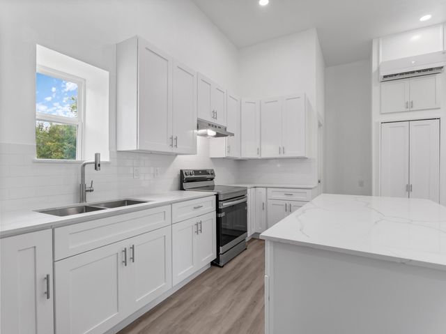 1628 Private Road 652, Sargent, TX 77414