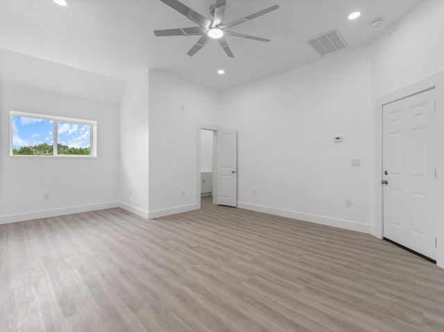 1628 Private Road 652, Sargent, TX 77414