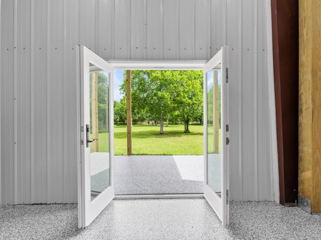 1628 Private Road 652, Sargent, TX 77414