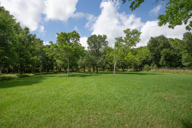 1628 Private Road 652, Sargent, TX 77414