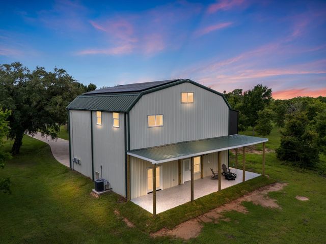 1628 Private Road 652, Sargent, TX 77414