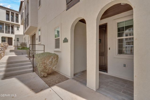461 VIN BENICARLO Place, El Paso, TX 79912