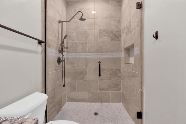 461 VIN BENICARLO Place, El Paso, TX 79912