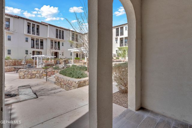 461 VIN BENICARLO Place, El Paso, TX 79912