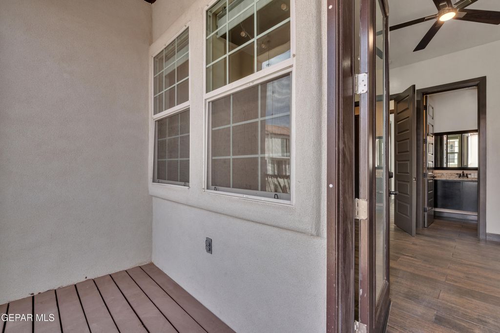 461 VIN BENICARLO Place, El Paso, TX 79912