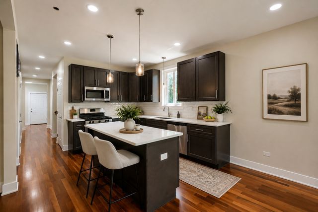 7239 S Marshfield Avenue, Chicago, IL 60636