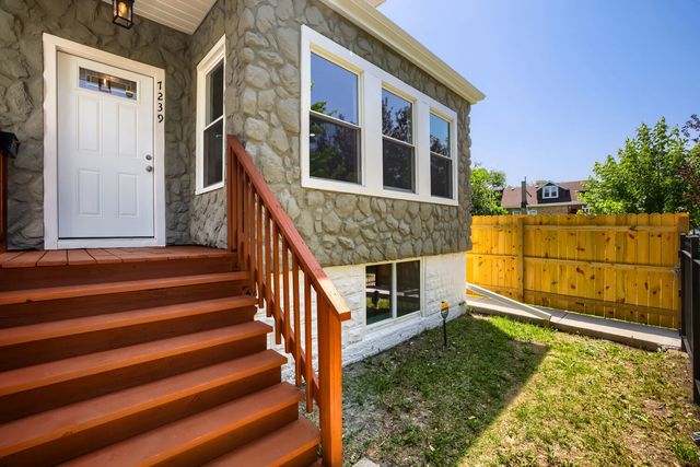 7239 S Marshfield Avenue, Chicago, IL 60636