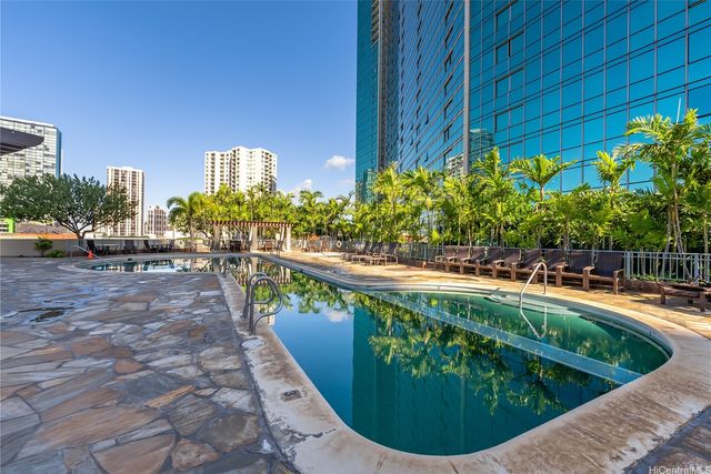 1177 Queen Street 3303, Honolulu, HI 96814