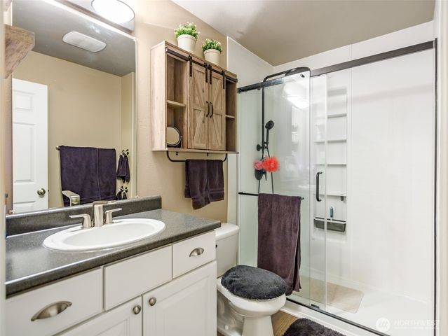 9983 Dragt Street SE, Yelm, WA 98597