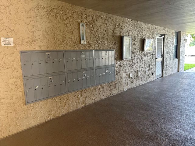 14 ROYAL PALM Way 605, Boca Raton, FL 33432