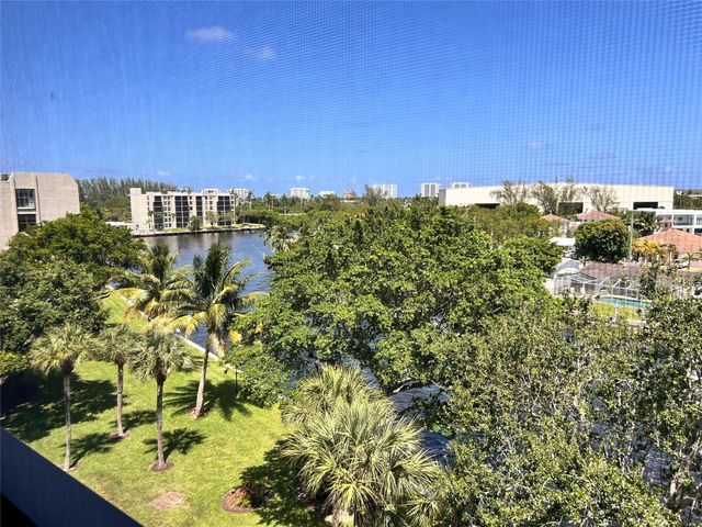 14 ROYAL PALM Way 605, Boca Raton, FL 33432