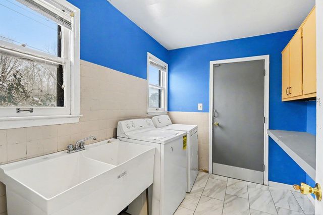 28931 W 11 Mile Road, Farmington, MI 48336