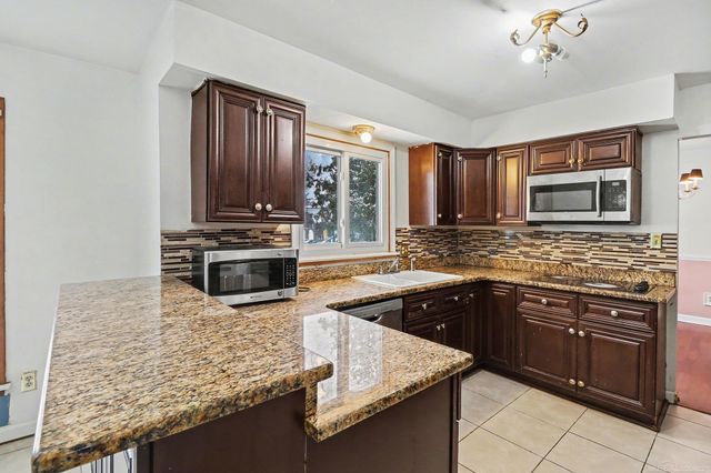 28931 W 11 Mile Road, Farmington, MI 48336