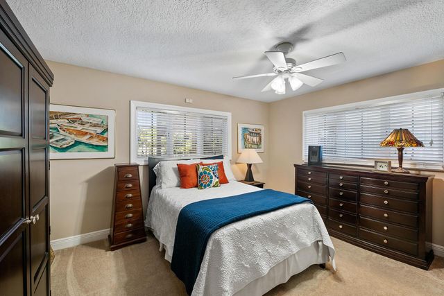 2251 NE 37th Court, Lighthouse Point, FL 33064