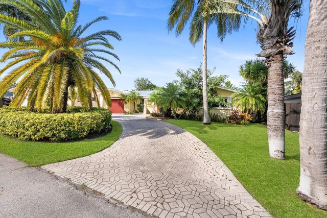 2251 NE 37th Court, Lighthouse Point, FL 33064