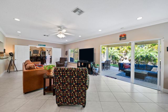 2251 NE 37th Court, Lighthouse Point, FL 33064