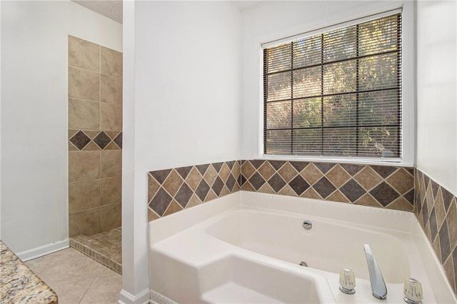 1110 Estates Court, Stockbridge, GA 30281