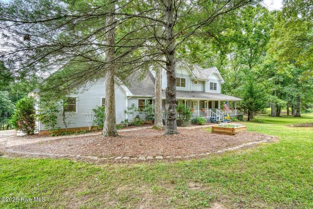 151 Sharp Top Circle, Blairsville, GA 30512