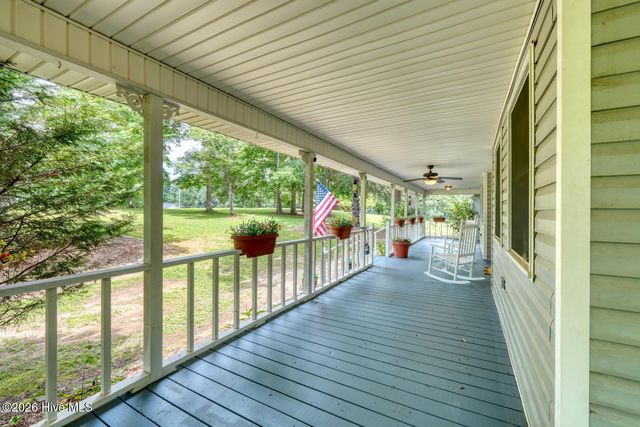 151 Sharp Top Circle, Blairsville, GA 30512