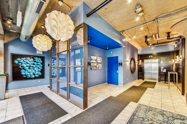 1001 W 15TH Street 241, Chicago, IL 60608