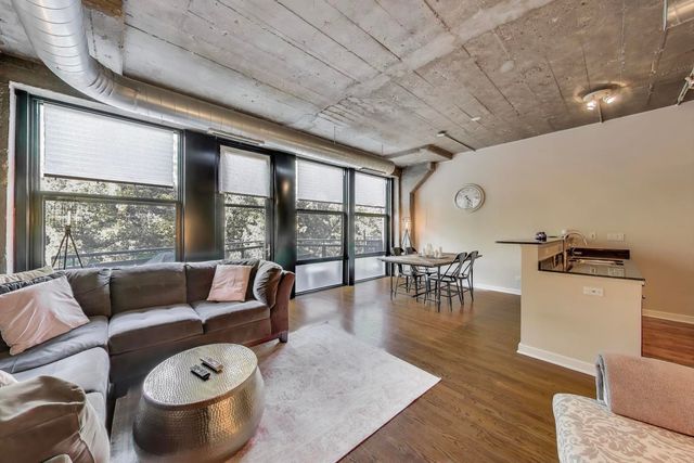 1001 W 15TH Street 241, Chicago, IL 60608