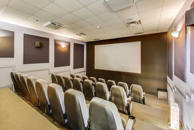 1001 W 15TH Street 241, Chicago, IL 60608