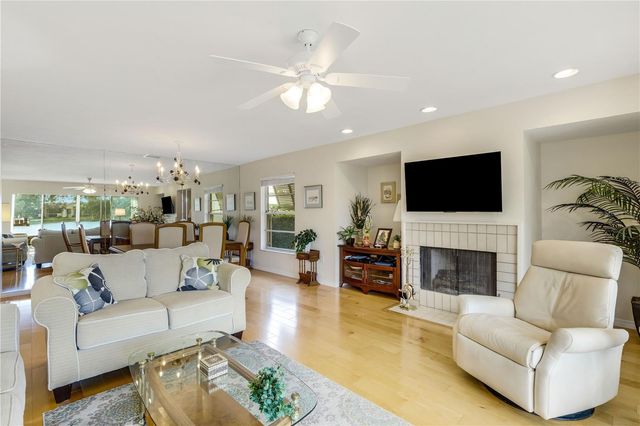 3242 RINGWOOD MEADOW 76, Sarasota, FL 34235