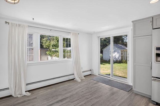14 Nickerson Street, Falmouth, MA 02536