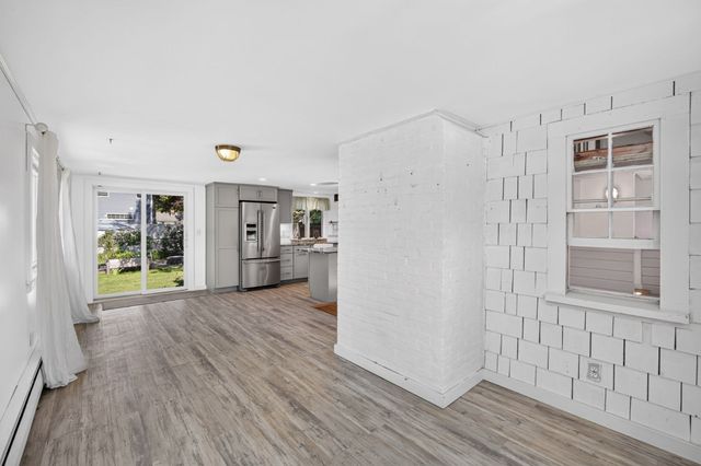 14 Nickerson Street, Falmouth, MA 02536