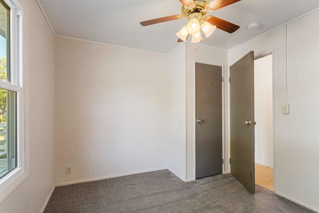 1905 Rainbow View, Urbana, IL 61802