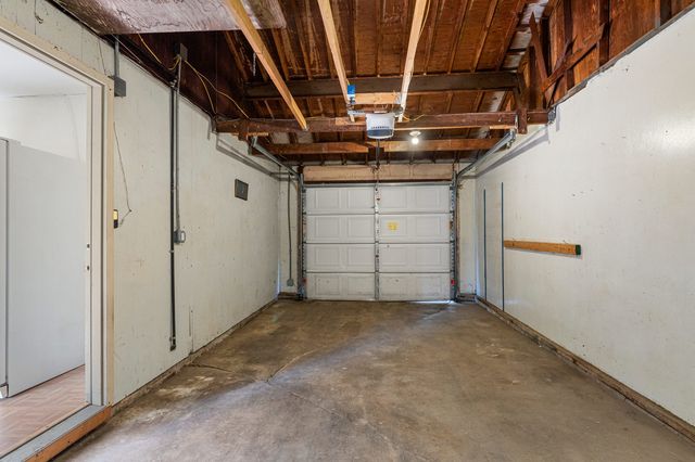 1905 Rainbow View, Urbana, IL 61802