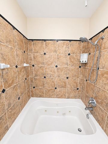 1602 Elgin Street 5, Houston, TX 77004