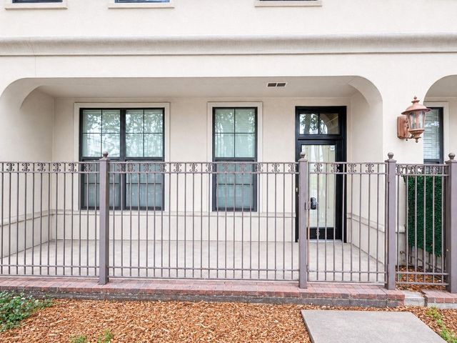 1602 Elgin Street 5, Houston, TX 77004