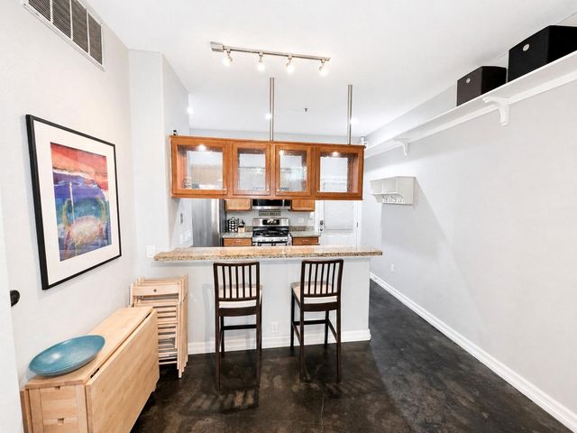 1602 Elgin Street 5, Houston, TX 77004