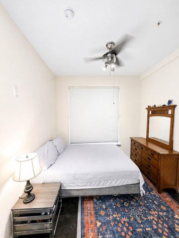 1602 Elgin Street 5, Houston, TX 77004