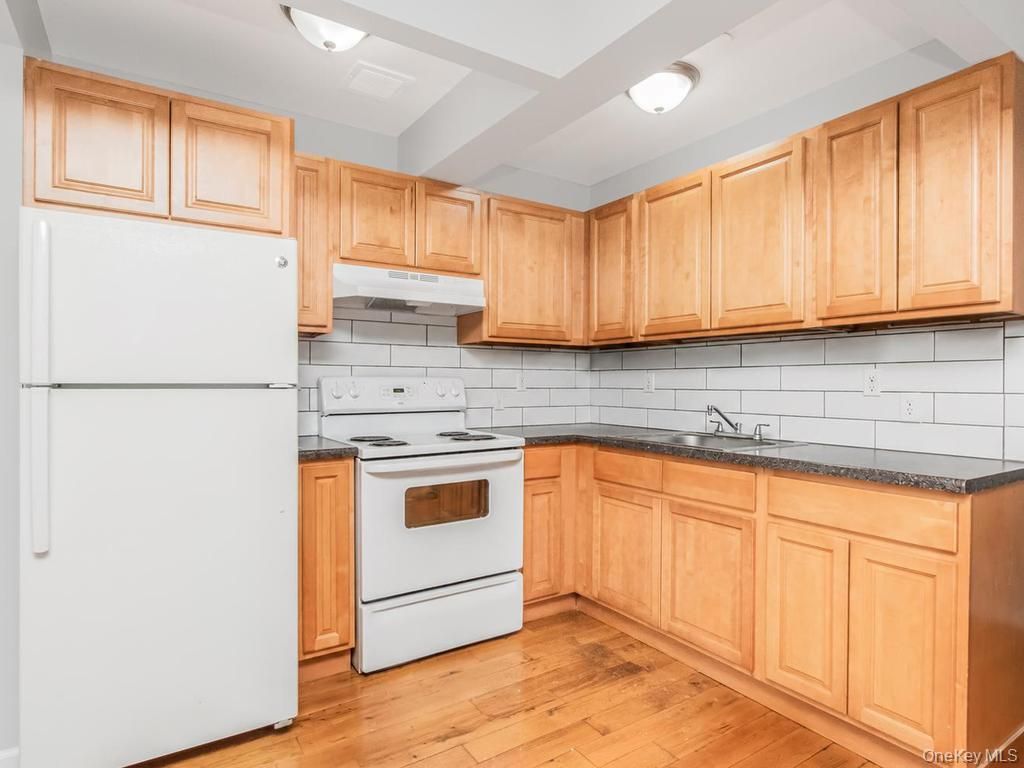 1907 Southern Boulevard, Bronx, NY 10460 — photo 5