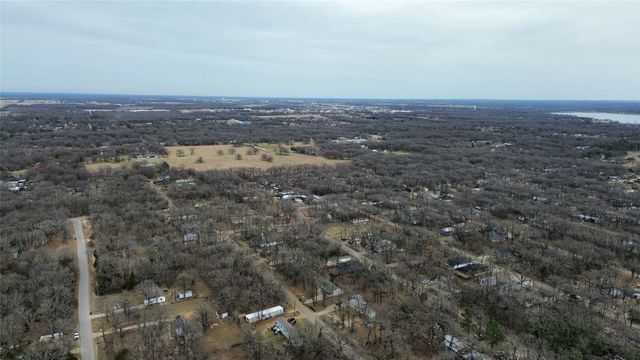 118 Elk Cove Drive, Mabank, TX 75156