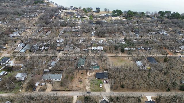 118 Elk Cove Drive, Mabank, TX 75156