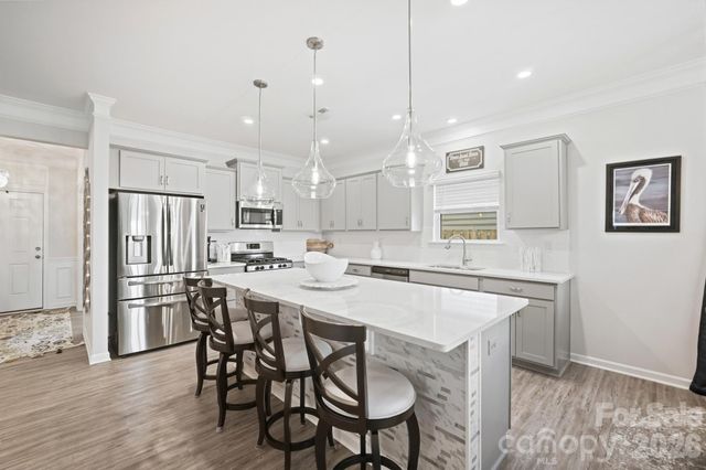 8415 Dumphries Drive, Huntersville, NC 28078