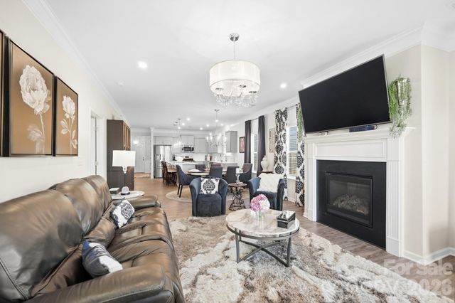 8415 Dumphries Drive, Huntersville, NC 28078