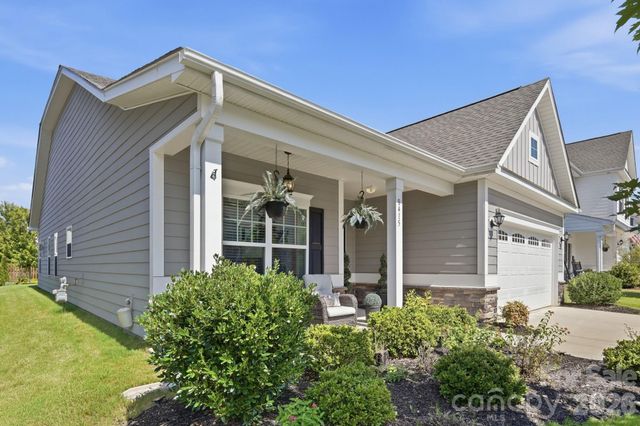 8415 Dumphries Drive, Huntersville, NC 28078