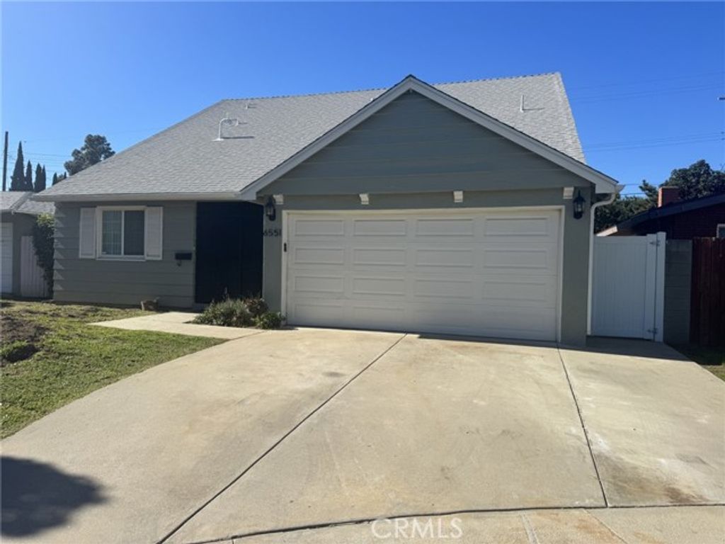 6551 Whitman, Van Nuys (los Angeles), CA 91406