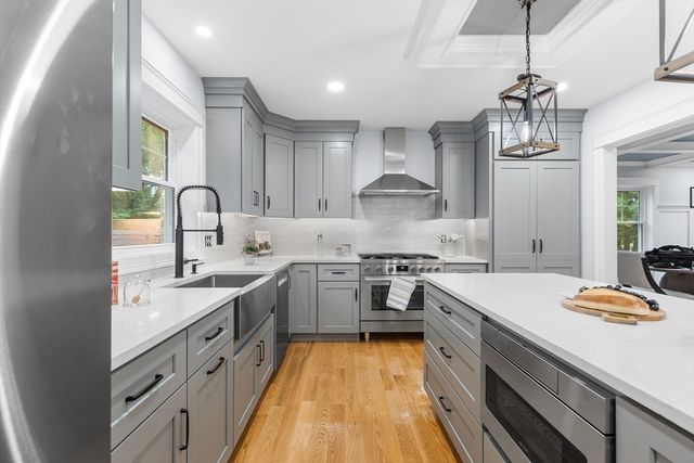 345 Cambridge St, Burlington, MA 01803