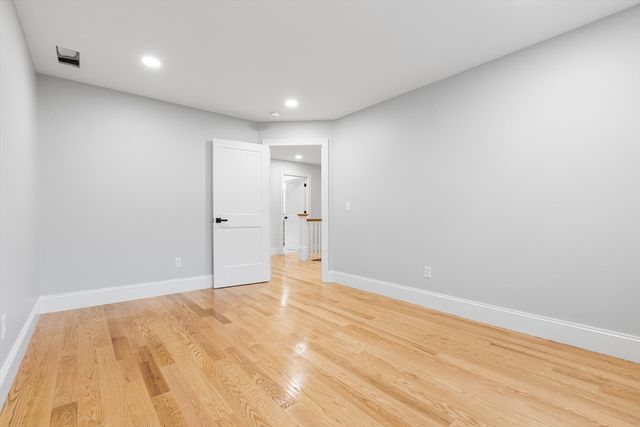 345 Cambridge St, Burlington, MA 01803