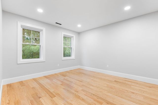 345 Cambridge St, Burlington, MA 01803